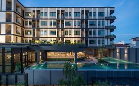 Mii Hotel Srinakarin - Sukhumvit